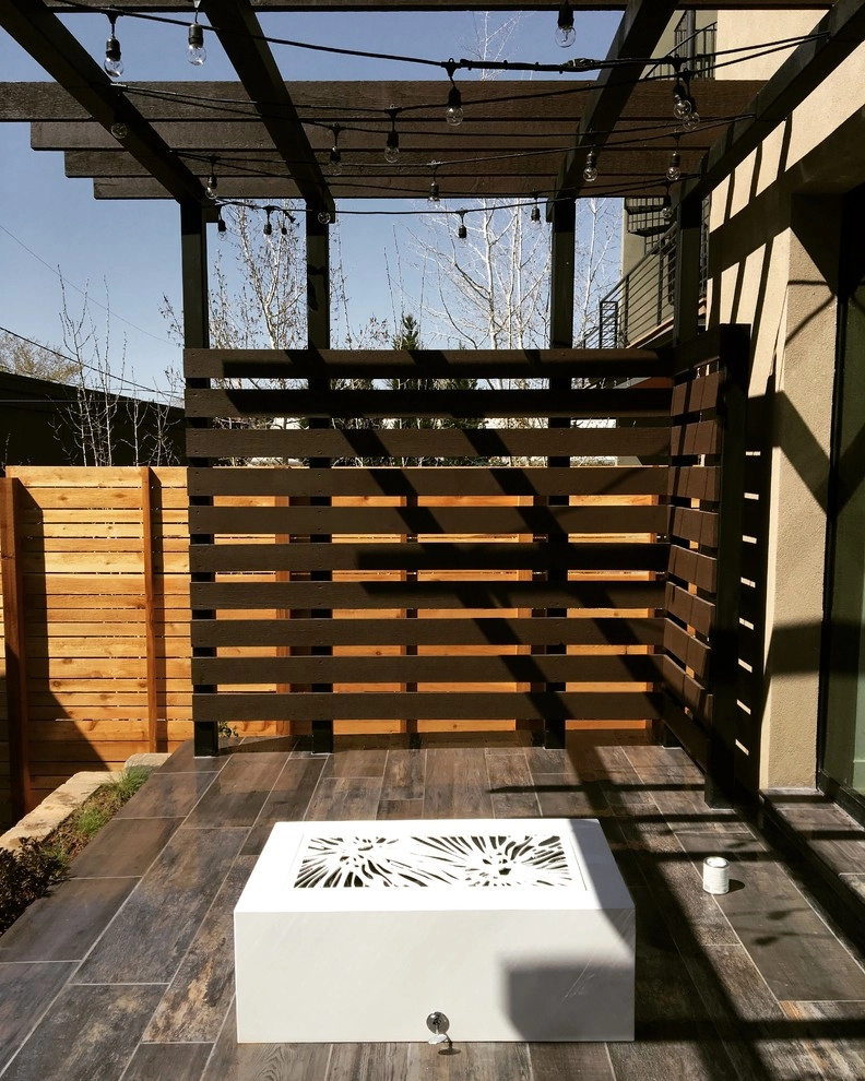 Highlands Modern by C&H Landscaping - Photo 7