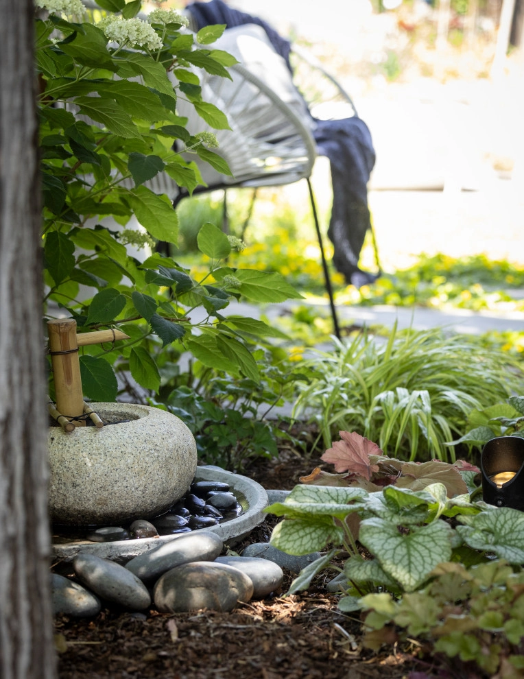 Creative Lakewood Side Yard by C&H Landscaping - Photo 3