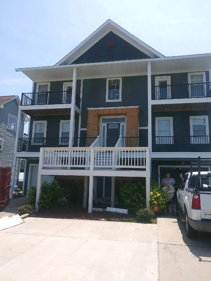 Hampton's Grandview Drive by Sturdevant Construction - Photo 2