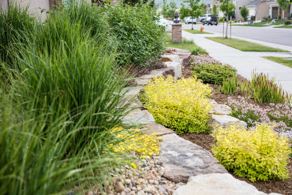 Rustic Colorado Outdoor Living by C&H Landscaping - Photo 4