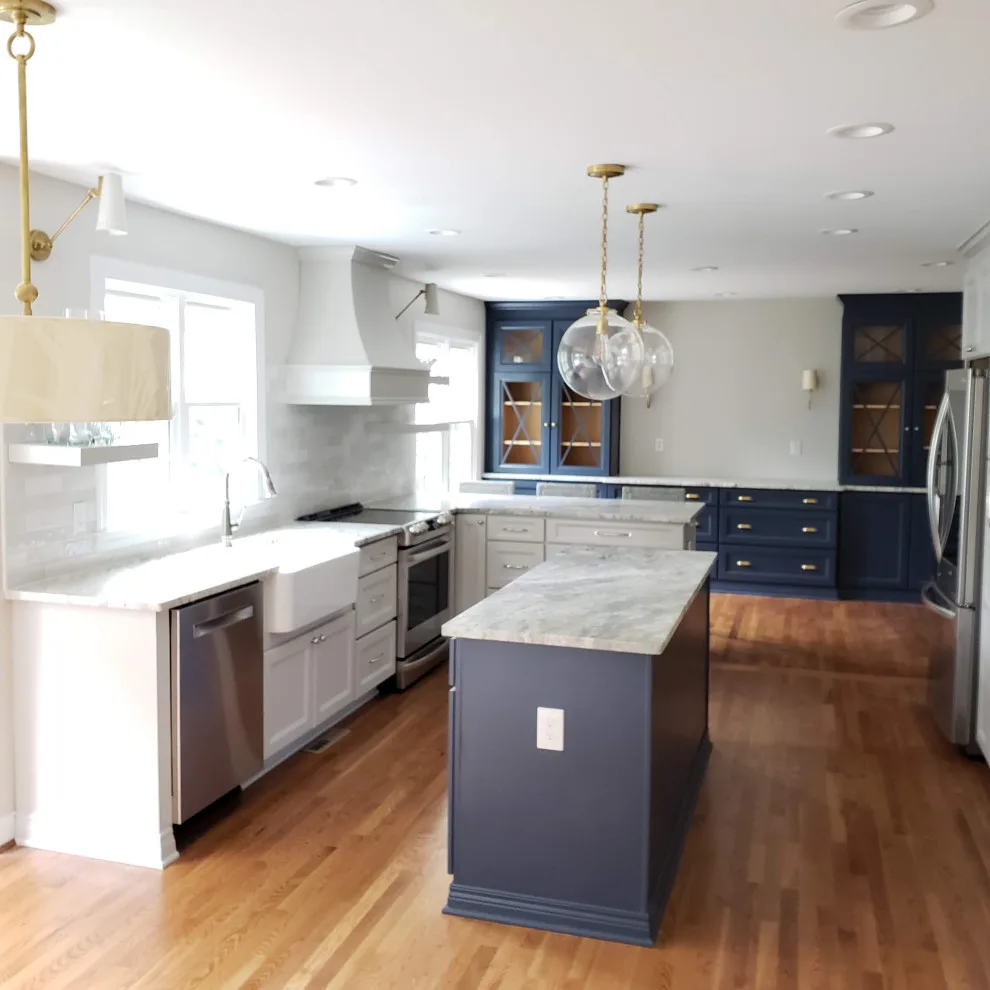 Greenridge Road Kitchen by Maison Construction And Renovations - Photo 11