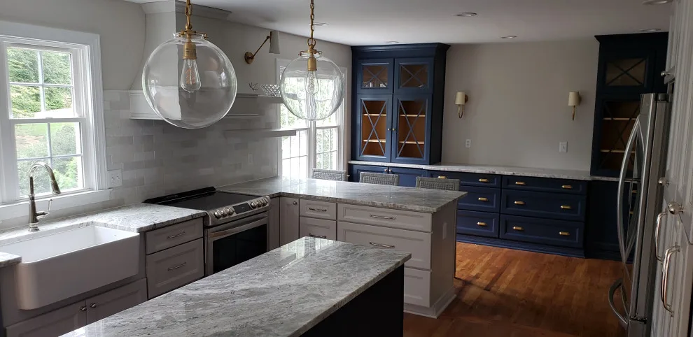 Greenridge Road Kitchen by Maison Construction And Renovations - Photo 4
