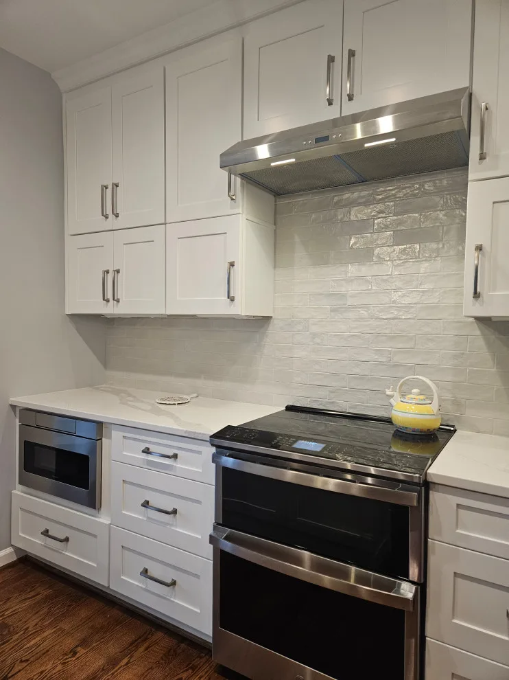 Modern Kitchen 75 - 100K by Conservation Renovations Inc. - Photo 3