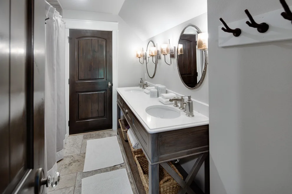Visitor Lodge by Crowley Custom Homes - Photo 22