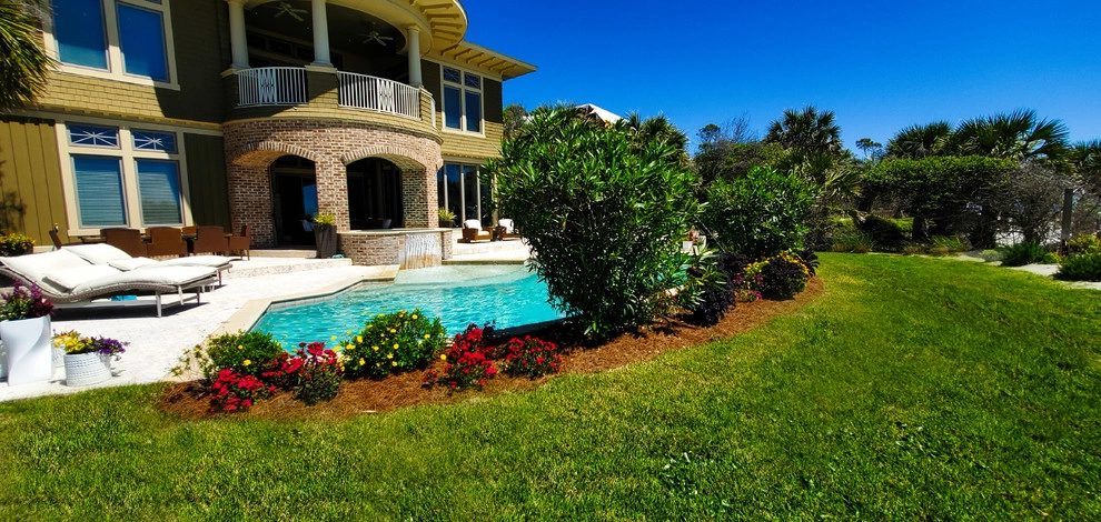 Gardens by Carolyn's Landscaping, Inc. - Photo 3