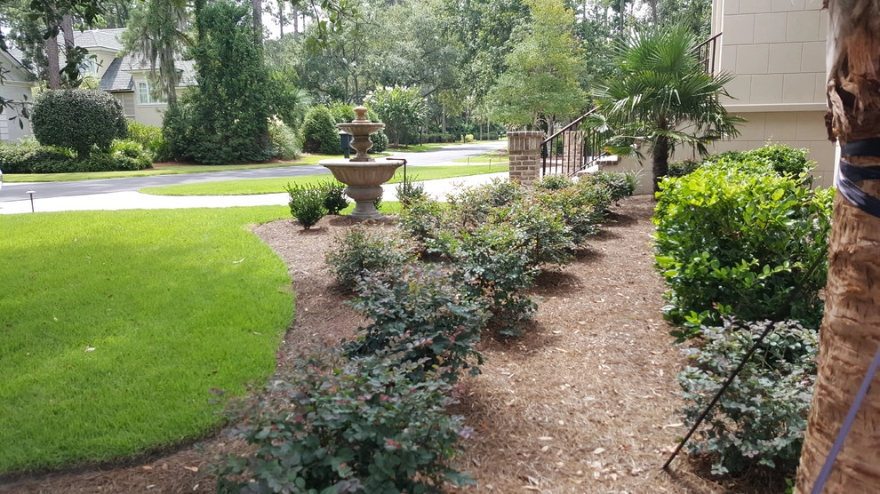 Cornell Residence by Carolyn's Landscaping, Inc. - Photo 2
