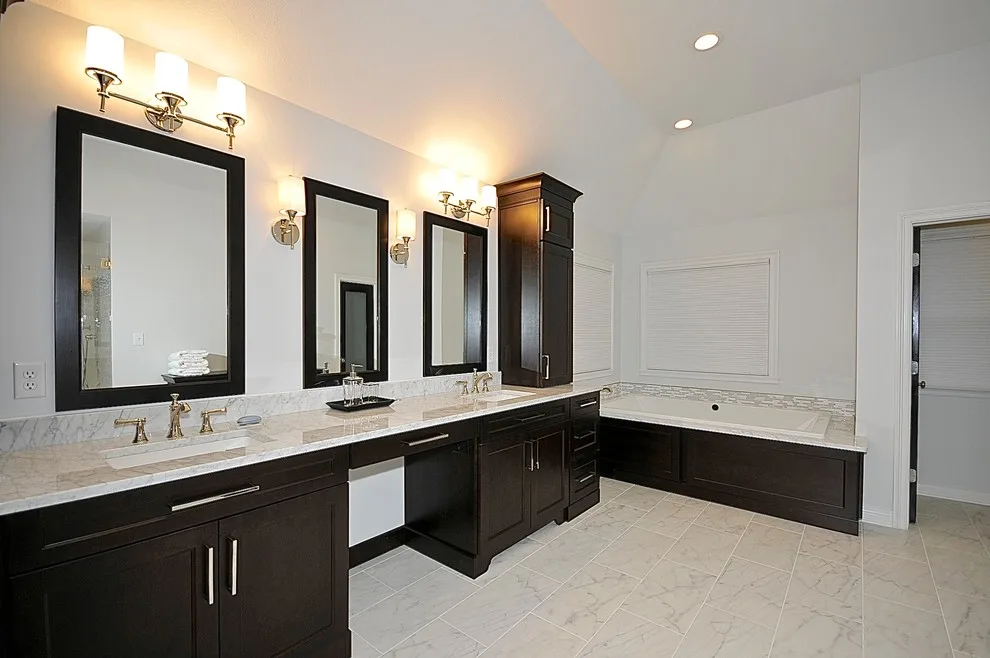 Oakleaf Bathrooms by GuyCo by The Guy Corporation - Photo 11