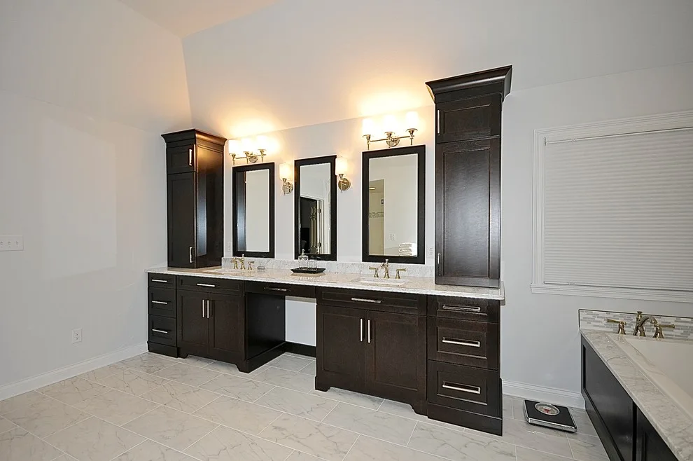 Oakleaf Bathrooms by GuyCo by The Guy Corporation - Photo 15