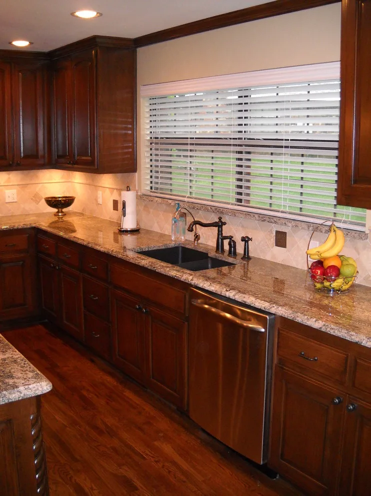 Abbott Construction - Photo 5