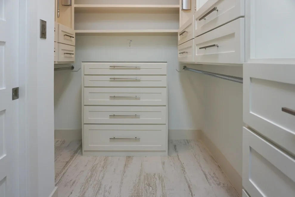 Habib - Master Bath Renovation by Romo Remodeling - Photo 2