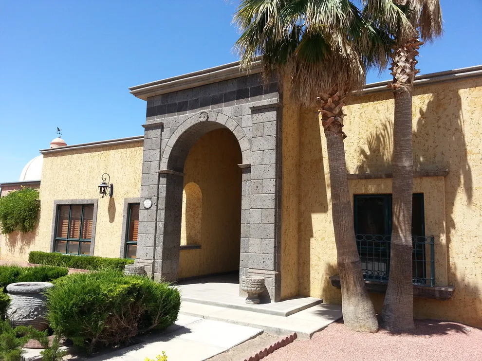 Hacienda-Style Home Constructed in 1997 by Forma Contractors - Photo 3