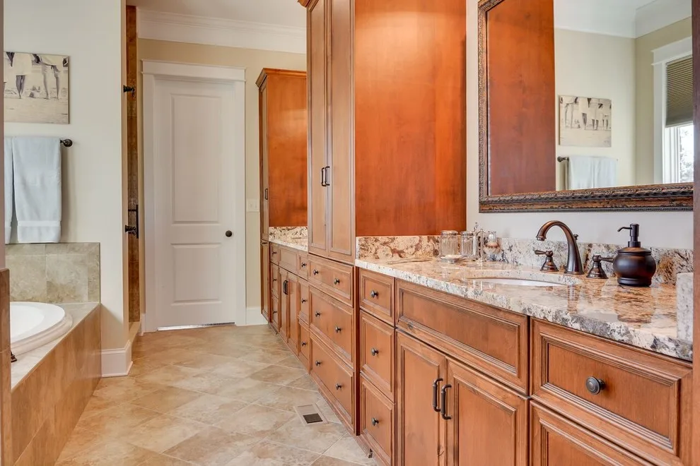 Haiwasee Run | Interior Design by Wolf Construction Co Inc - Photo 25