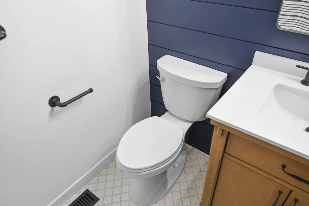 Puyallup Hallway Bathroom Renovation by Woodside Custom Homes - Photo 11