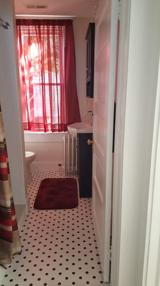 Hamilton House Makeover by Zwingelberg & Son Remodeling - Photo 5