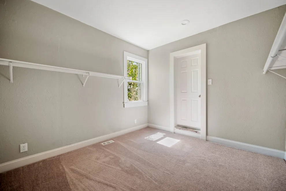 Hampton House Renovation by Beatty Construction & Roofing - Photo 7