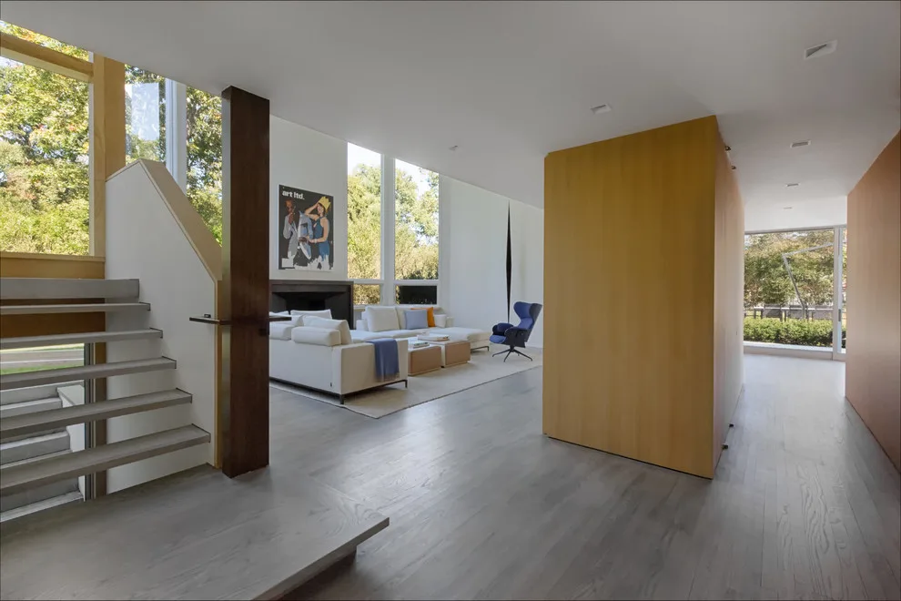 Hamptons Retreat by Grandeur Hills Group,Inc. - Photo 9