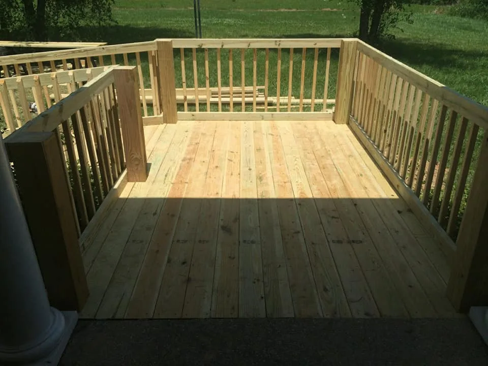 Accessible Deck by Central Kentucky Contractors - Photo 3