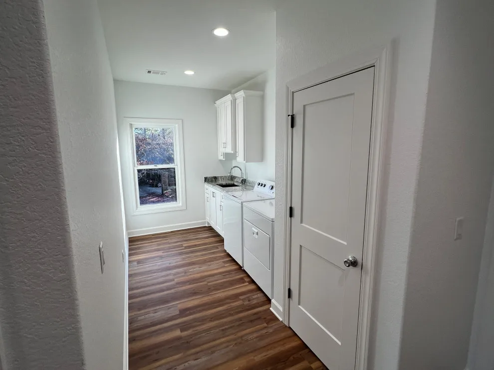 Whiley Construction - Photo 9