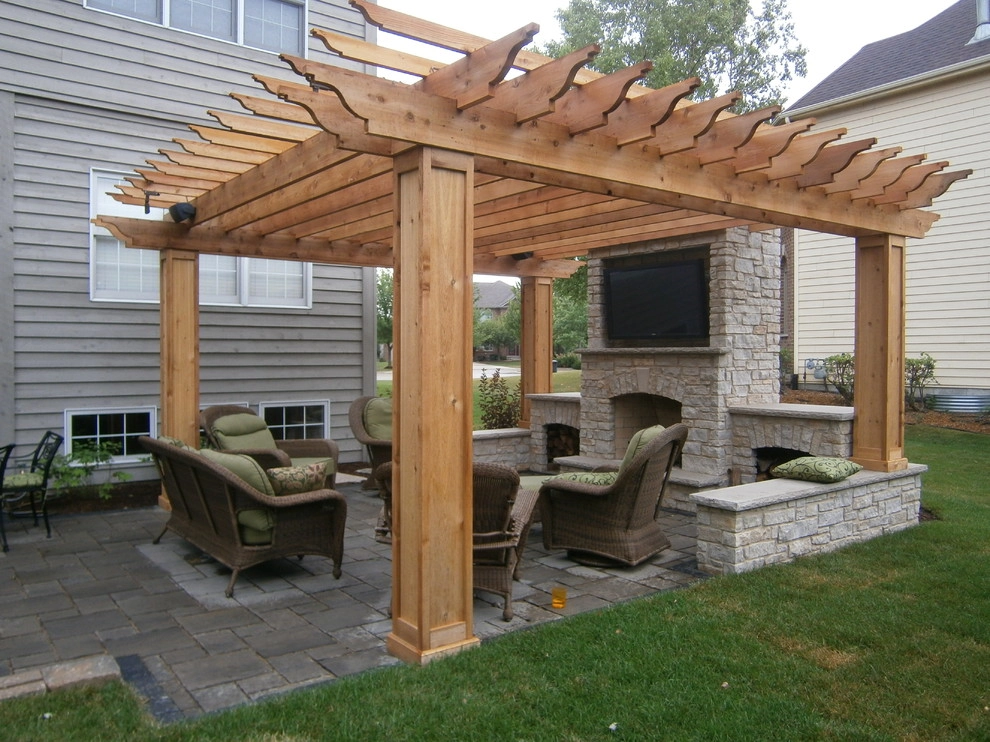 Naperville Private Residence Patio by CB Conlin Landscapes Inc. - Photo 6