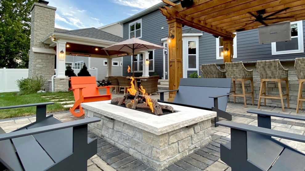 Downers Grove Entertaining by CB Conlin Landscapes Inc. - Photo 4