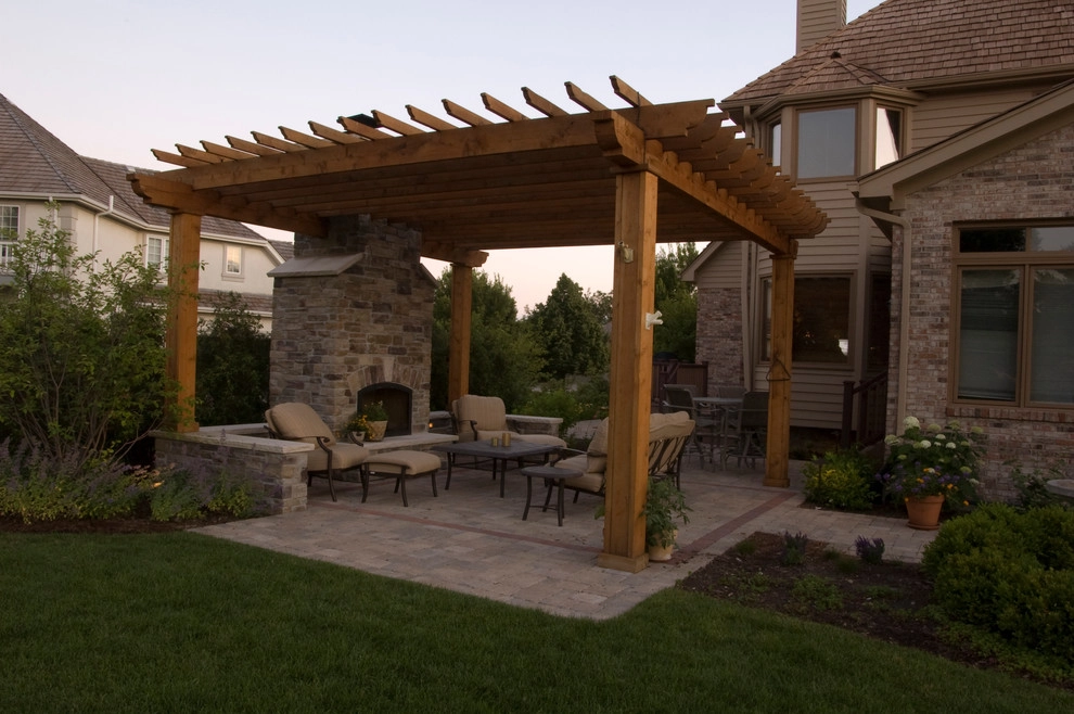 Naperville Private Residence Patio by CB Conlin Landscapes Inc. - Photo 2