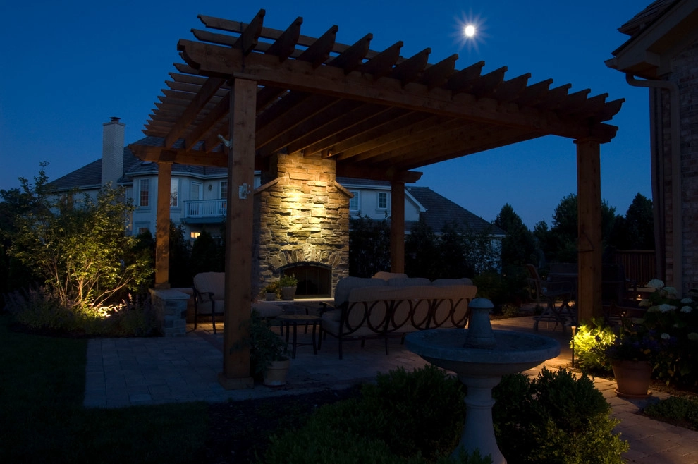Naperville Private Residence Patio by CB Conlin Landscapes Inc. - Photo 4