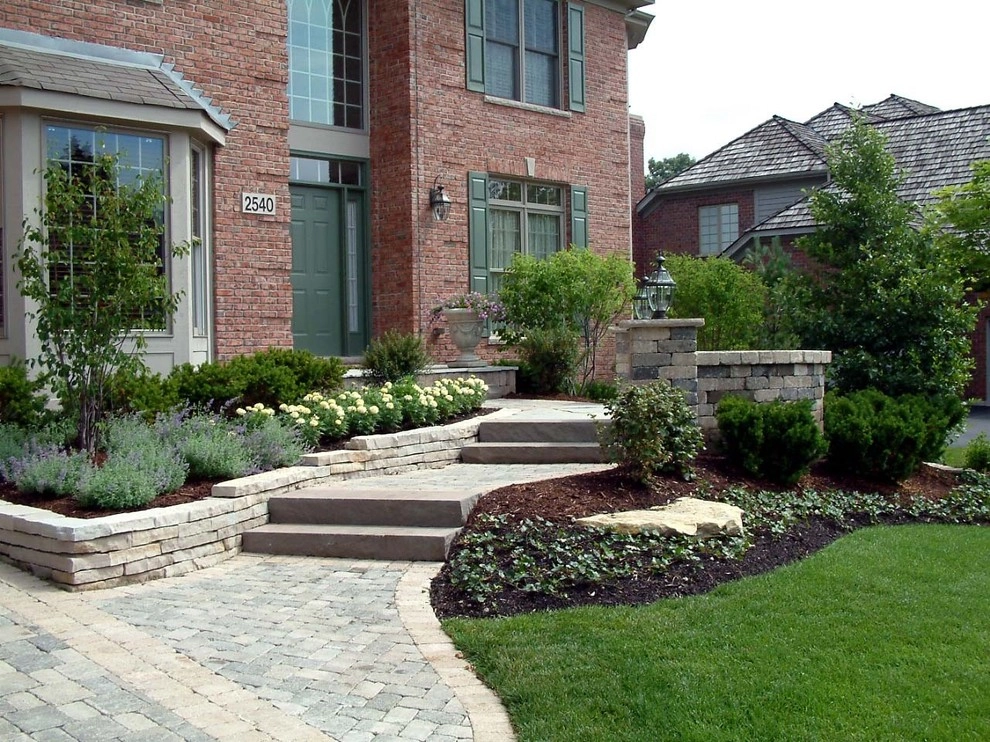 Naperville Private Residence Front Walkway by CB Conlin Landscapes Inc. - Photo 8