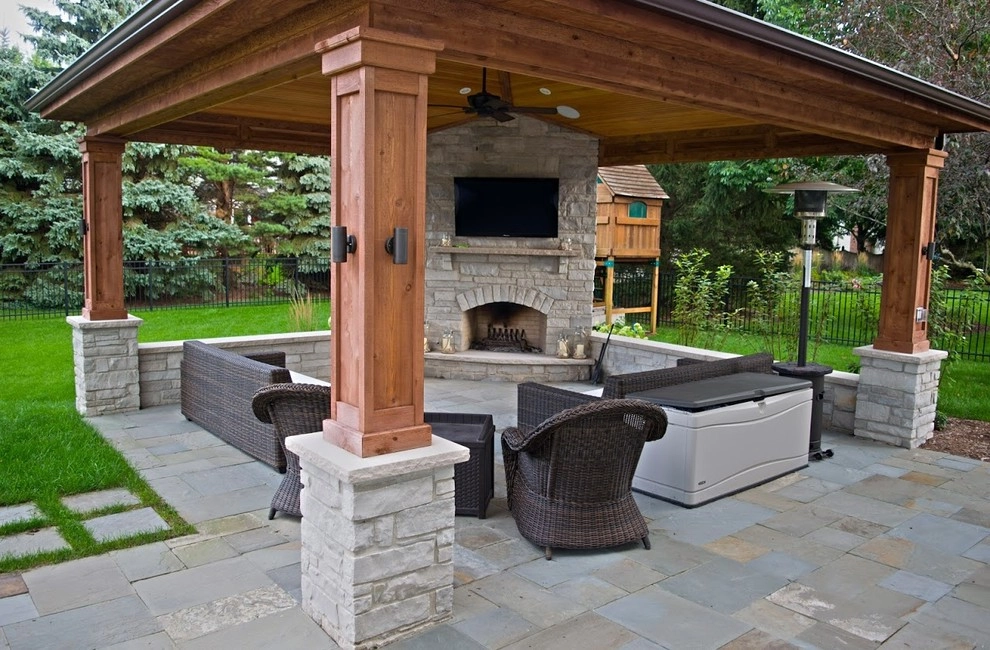 Naperville Private Residence Landscape by CB Conlin Landscapes Inc. - Photo 4