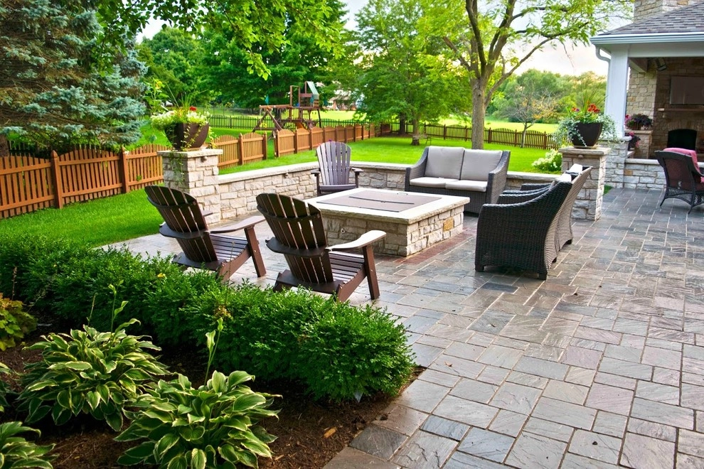 Naperville Private Residence Patio by CB Conlin Landscapes Inc. - Photo 5