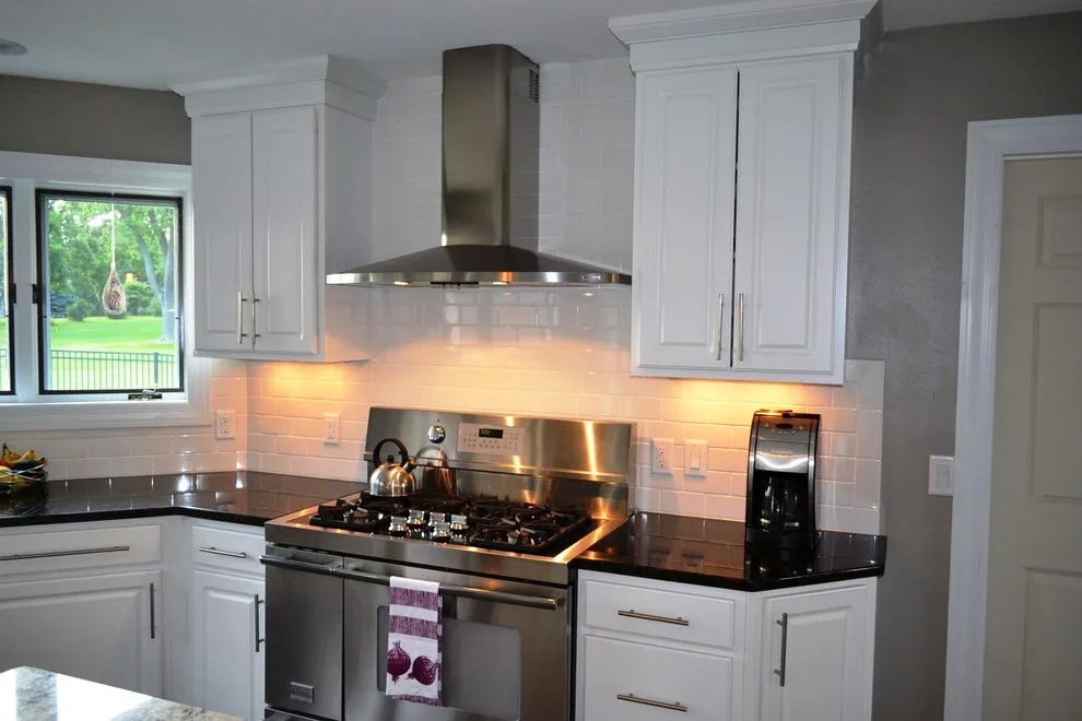 Contemporary Kitchen Renovation in Sun Prairie by Dane Building Concepts - Photo 4