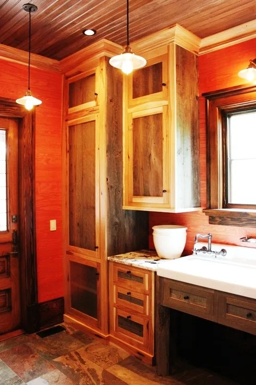 Hickory Ridge Entryway and Laundry Space by Morgan-Keefe Builders, Inc. - Photo 2