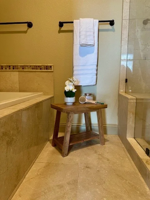Elevated Real Estate by Show House Home Staging - Photo 8