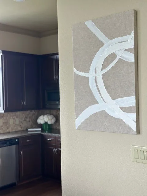 Show House Home Staging - Photo 4
