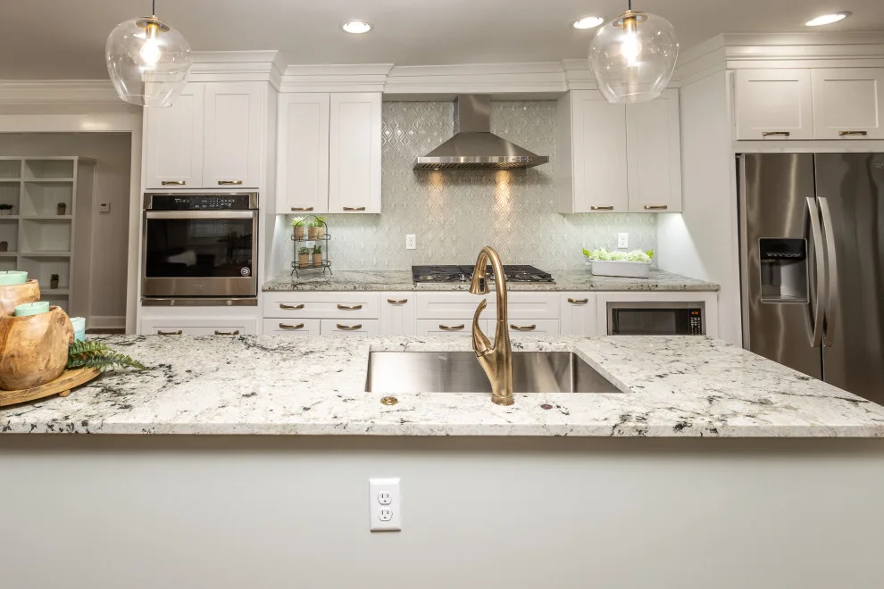 Highland Park Complete Home Renovation by HillCo Construction & Interior Transformations - Photo 3