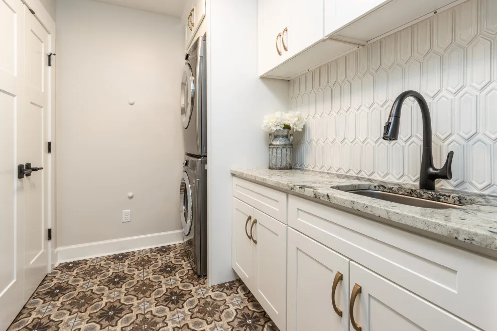 Highland Park Complete Home Renovation by HillCo Construction & Interior Transformations - Photo 5