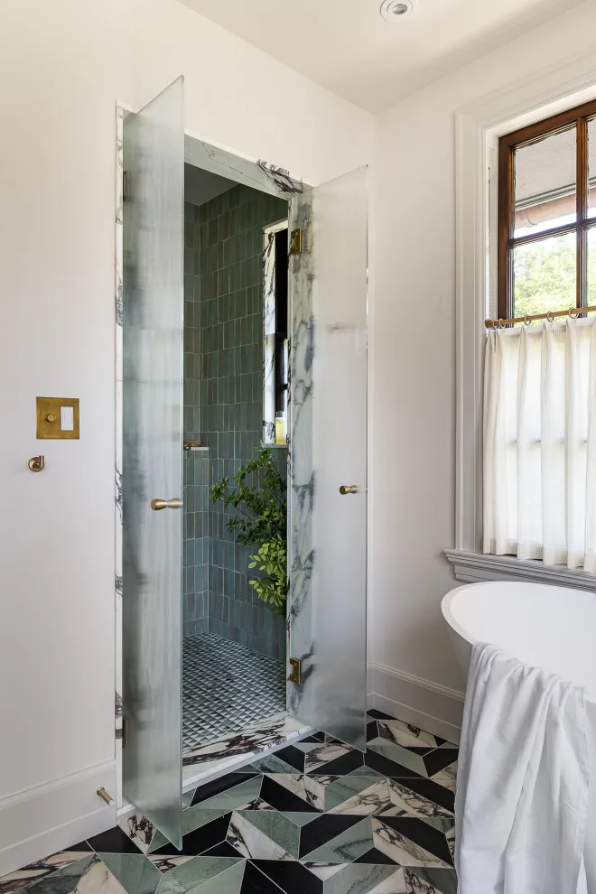 Highlands and Cherokee Park Complete Home Renovation by Designer Builders Inc. - Photo 34