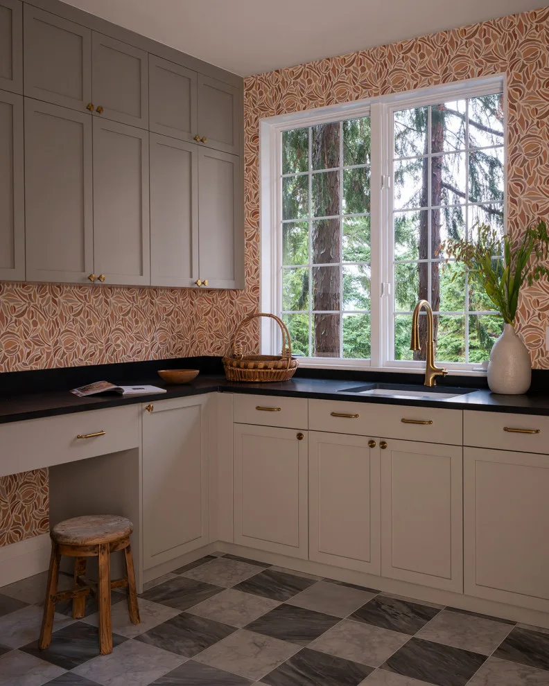 Highlands Property by Emerald City Construction & Renovations - Photo 25