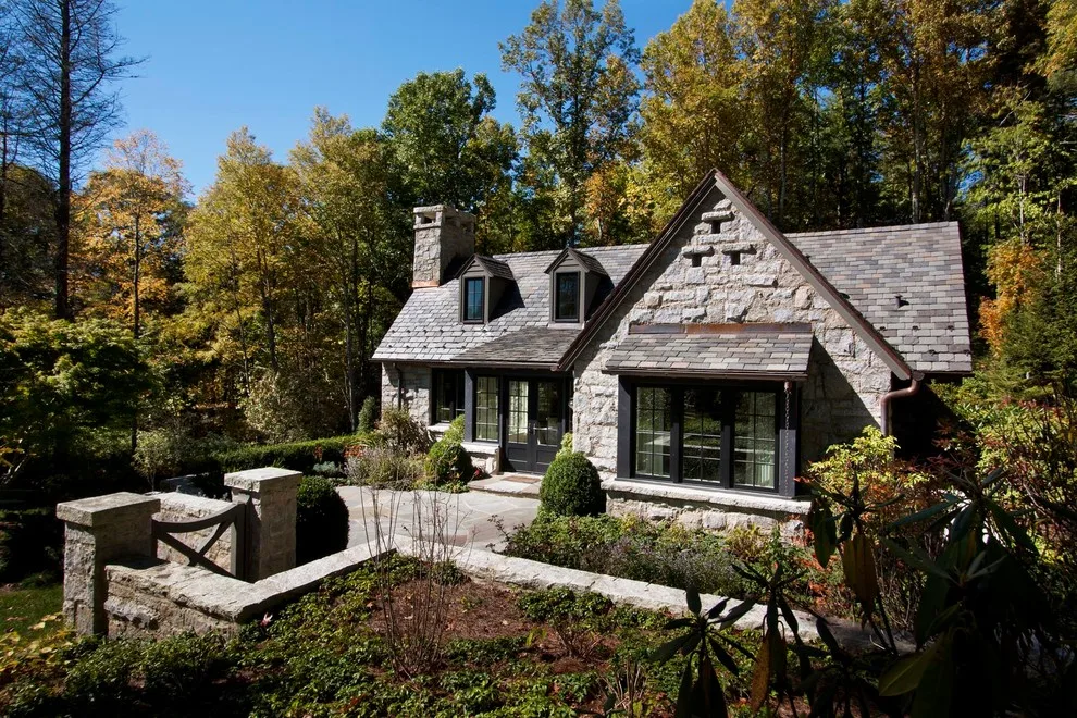 Highlands Visitor Haven by Morgan-Keefe Builders, Inc. - Photo 4