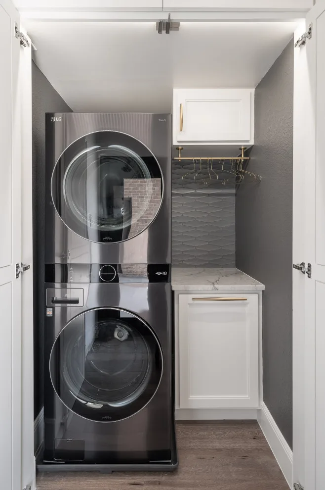 Hinton's Renovation Project by Romo Remodeling - Photo 4