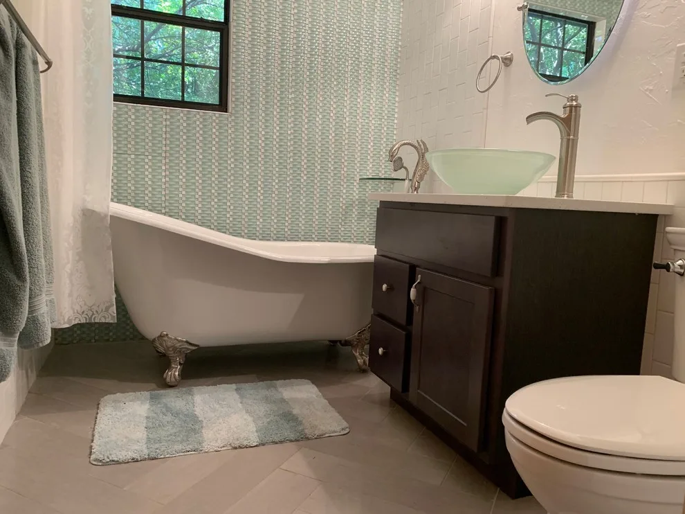 Heritage Restroom by Home Renew - Photo 2
