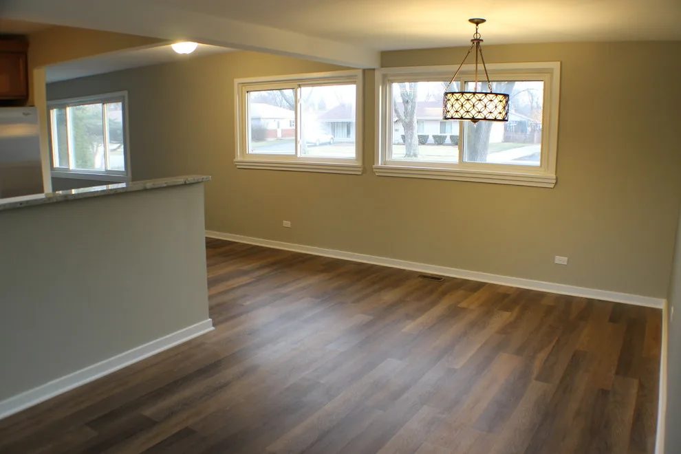 Hoffman Estates Renovation by Old Towne Custom Builders, Inc. - Photo 7