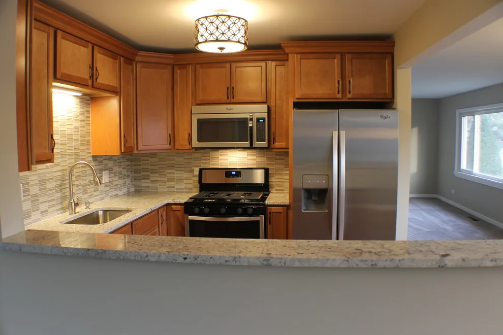Hoffman Estates Renovation by Old Towne Custom Builders, Inc. - Photo 13