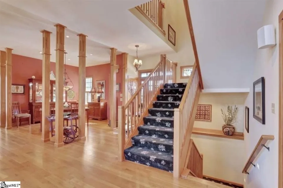 Lake Keowee Oak Pointe by The Arnold Corp. - Photo 4