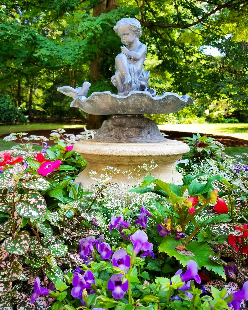 Container Gardening Projects by Christie Dustman & Company INC. - Photo 7