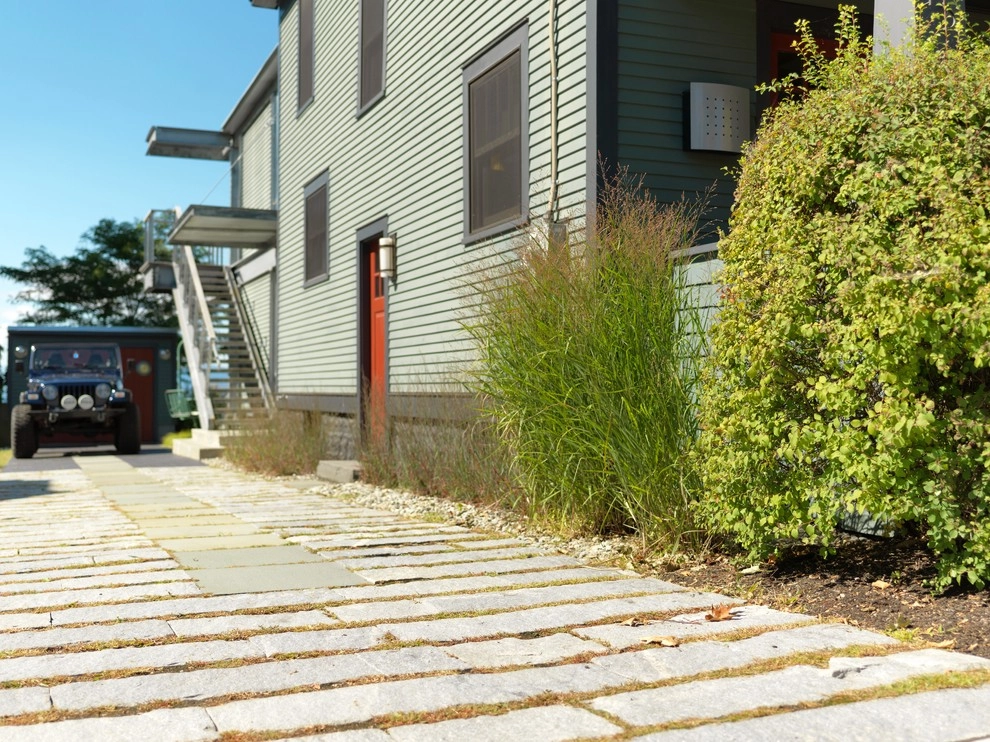 Lakeview Residence - Burlington, VT by Church Hill Landscapes, Inc. - Photo 2