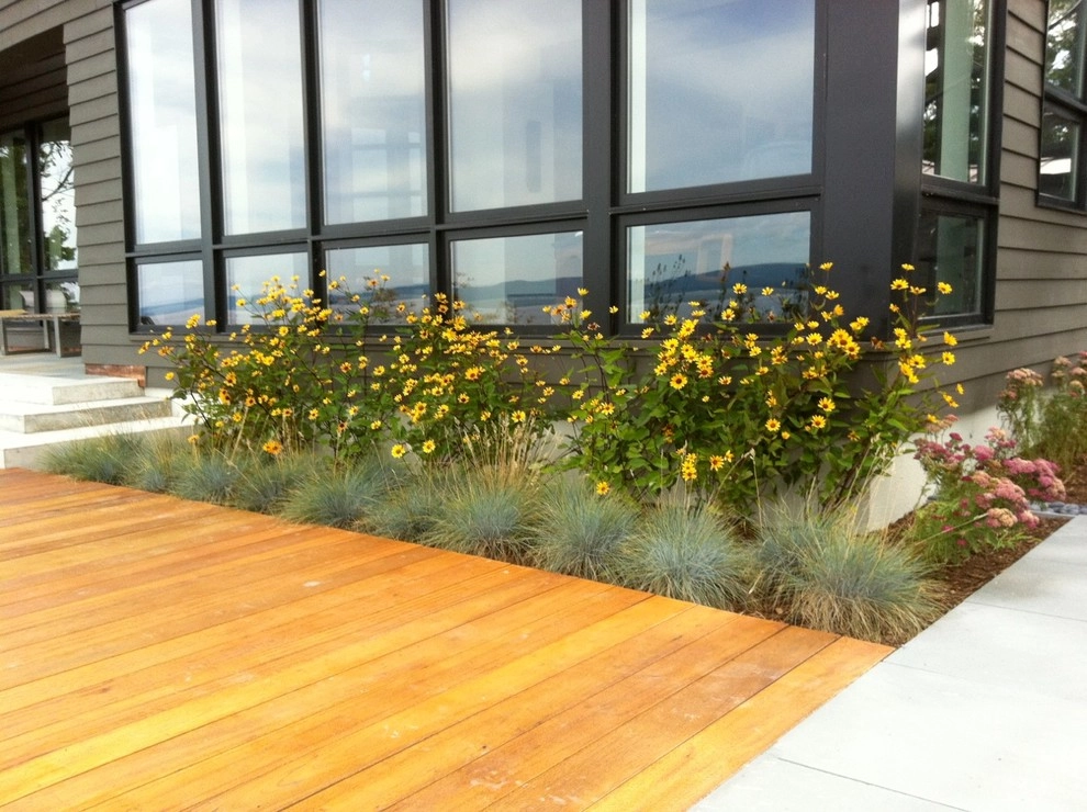 Lakeside Landscape by Church Hill Landscapes, Inc. - Photo 13