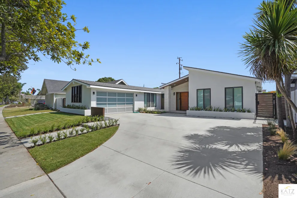 Rossmoor Home Renovation and Expansion by Katz Design & Builders Inc. - Photo 27