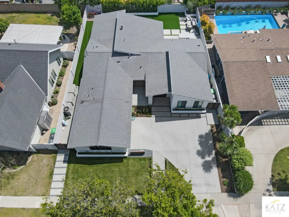 Rossmoor Home Renovation and Expansion by Katz Design & Builders Inc. - Photo 24