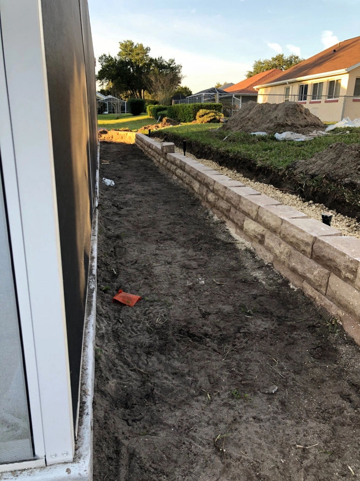Retaining Wall Build by Citruscapes Lawn & Landscaping - Photo 3