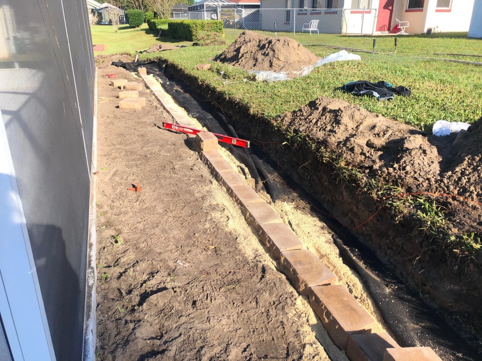 Retaining Wall Build by Citruscapes Lawn & Landscaping - Photo 4